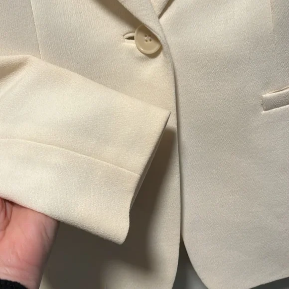 LAFAYETTE 148 NEW YORK (NWT) 100% Virgin Wool Cream Tailored Blazer, Size 0 - Picture 7 of 11